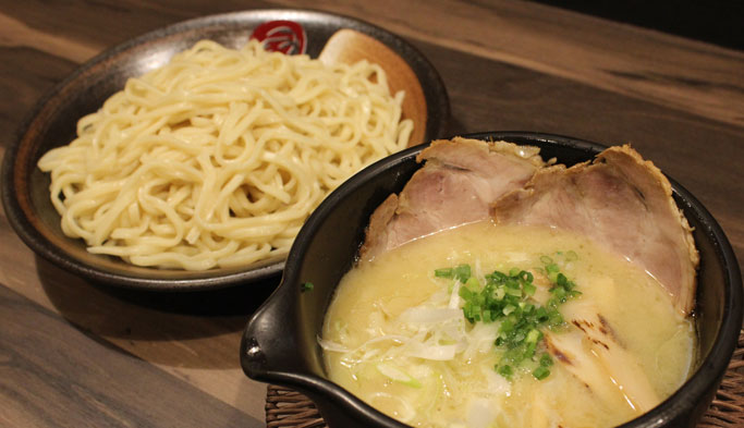 いわきの人気ラーメン店が郡山に上陸！ 「濃厚つけ麺 まる家 郡山堤店」の鶏つけめんを食べてみて♪