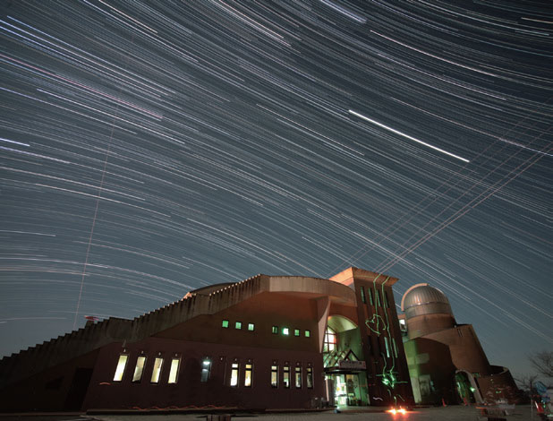 田村市のプラネタリウム「星の村天文台」