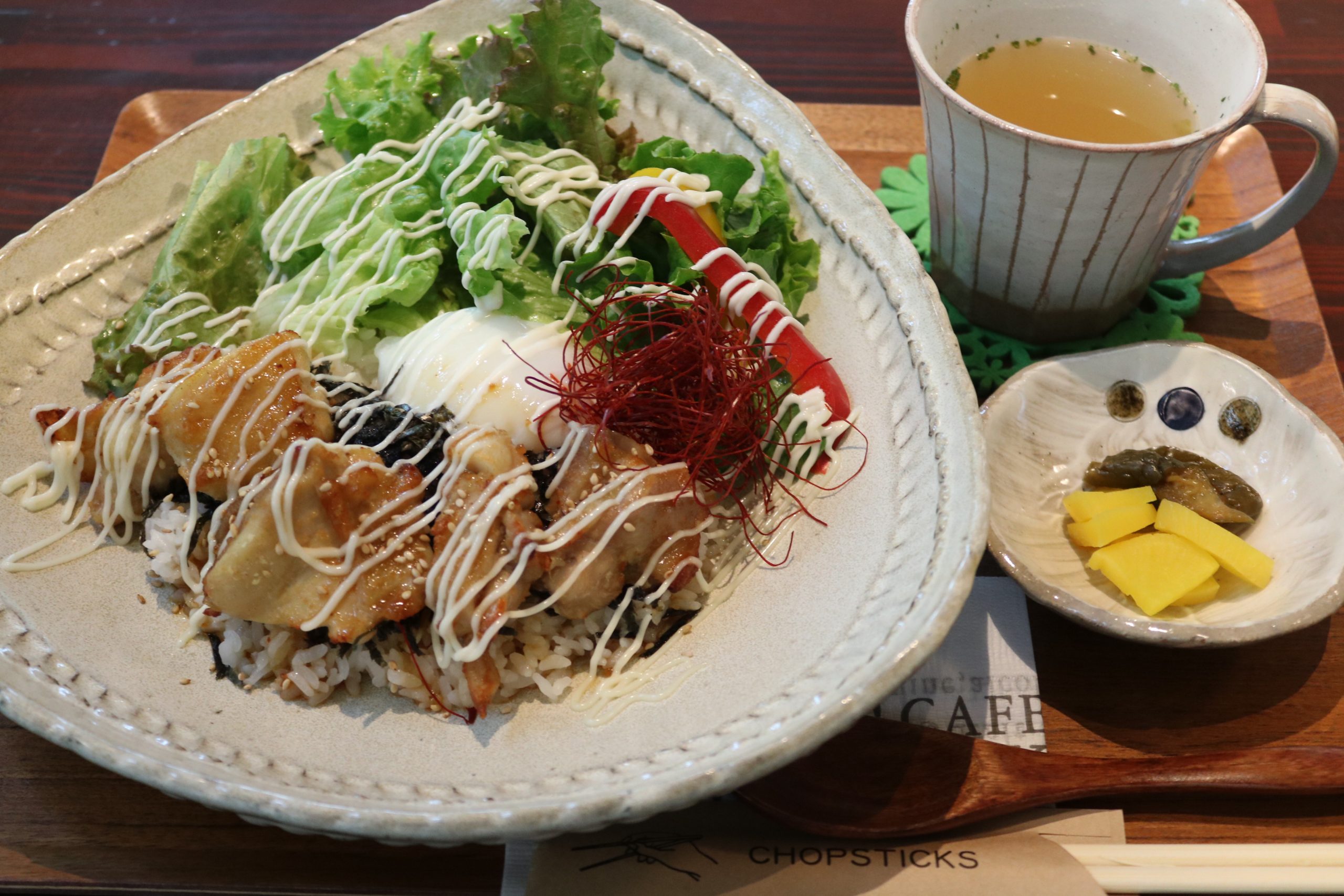 期間限定！「四季」のカフェ丼シリーズに、ガッツリ系丼が仲間入り♪