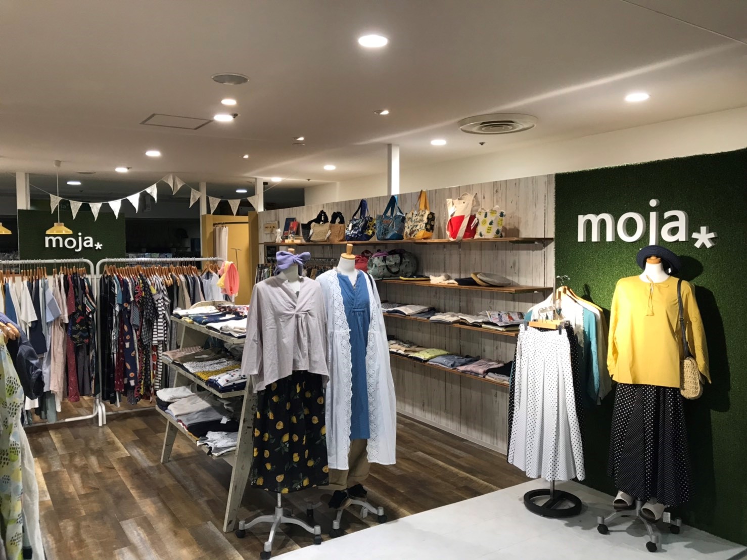 キタ！キタ！moja【モジャ】のサマーセール。 20％～80％Offになってとってもお得♪