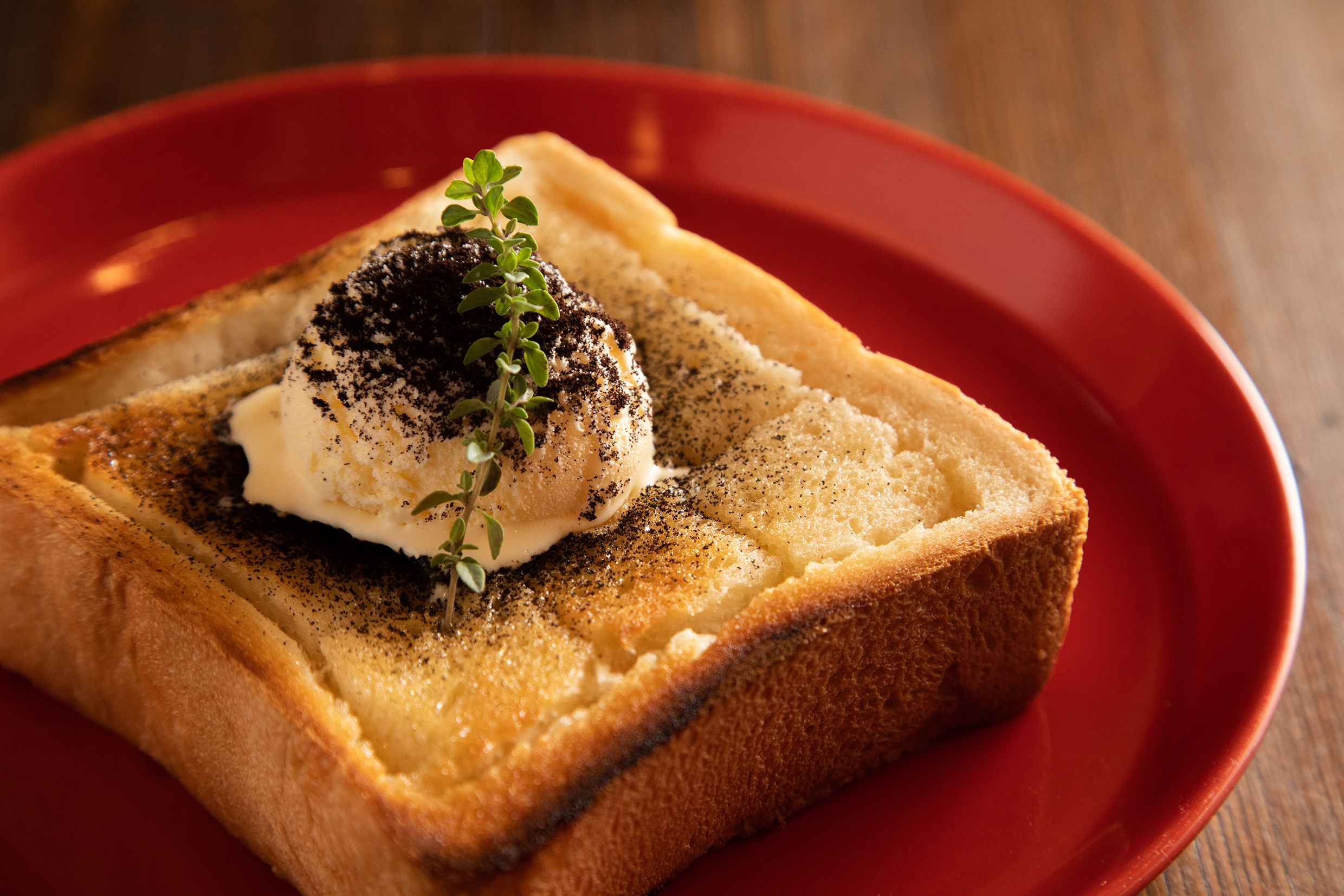 コーヒーと一緒に食べたい！ 「自家焙煎珈琲屋 利休」のハニーバタートースト♡