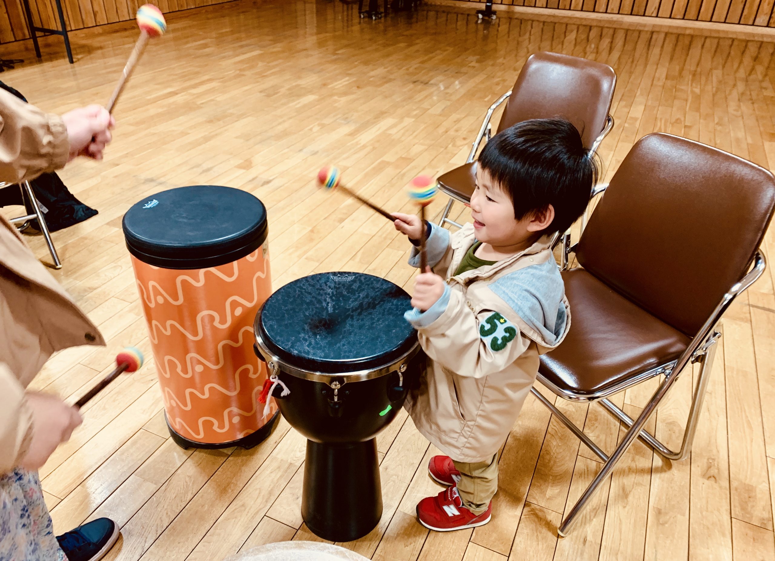 ひたすら太鼓叩こう！ドラムサークルとハンドサイン打楽器即興練習会