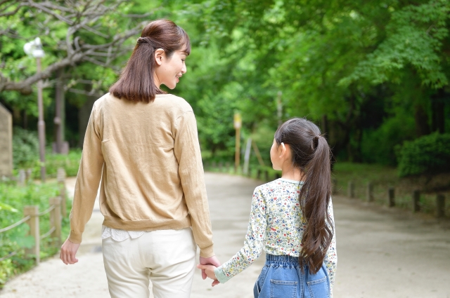 南相馬市・ひとり親のための子育てサロン「アロマハンドマッサージ＆おしゃべり会」