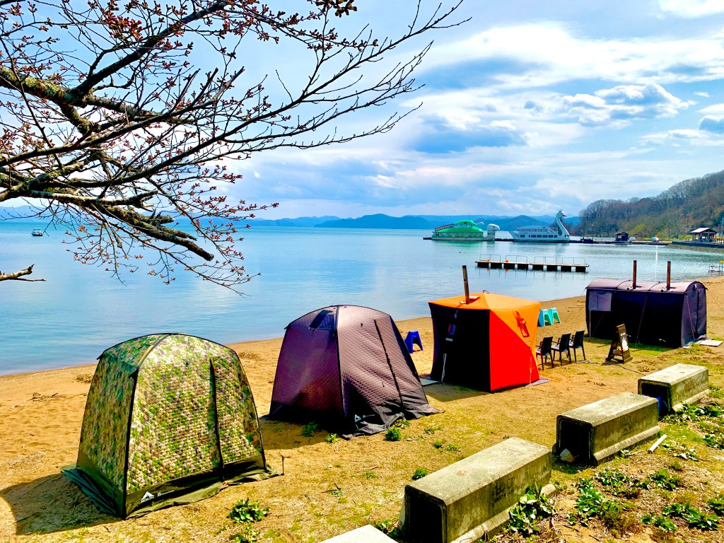 猪苗代湖の絶景 グランピングbbq 日帰りで気軽に楽しめる 猪苗代グランピングbbqテラス へ